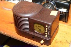 2014 IARCHS Antique Radio Auction Picture