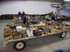 2013 IARCHS Antique Radio Auction Picture