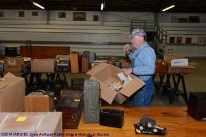 2014 IARCHS Antique Radio Auction Picture