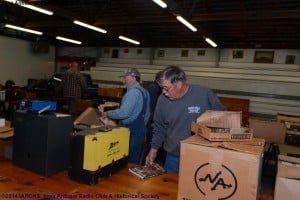 2014 IARCHS Antique Radio Auction Picture