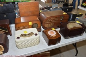 2015 IARCHS Antique Radio Auction Picture