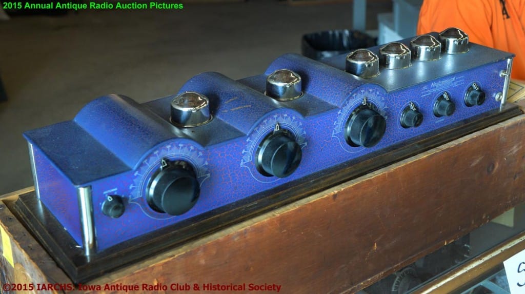 2015 IARCHS Antique Radio Auction Picture