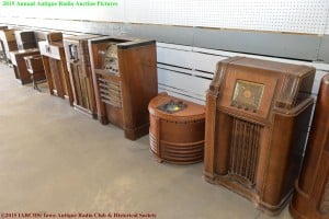 2015 IARCHS Antique Radio Auction Picture