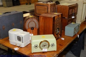 2014 IARCHS Antique Radio Auction Picture