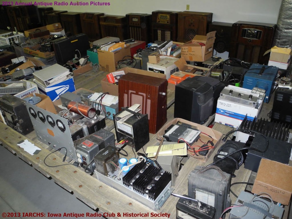 2013 IARCHS Antique Radio Auction Picture