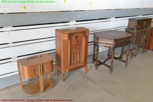 2015 IARCHS Antique Radio Auction Picture