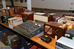 2014 IARCHS Antique Radio Auction Picture