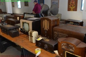 2015 IARCHS Antique Radio Auction Picture