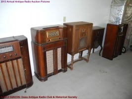 2013 IARCHS Antique Radio Auction Picture