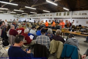 2014 IARCHS Antique Radio Auction Picture