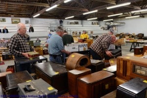 2014 IARCHS Antique Radio Auction Picture