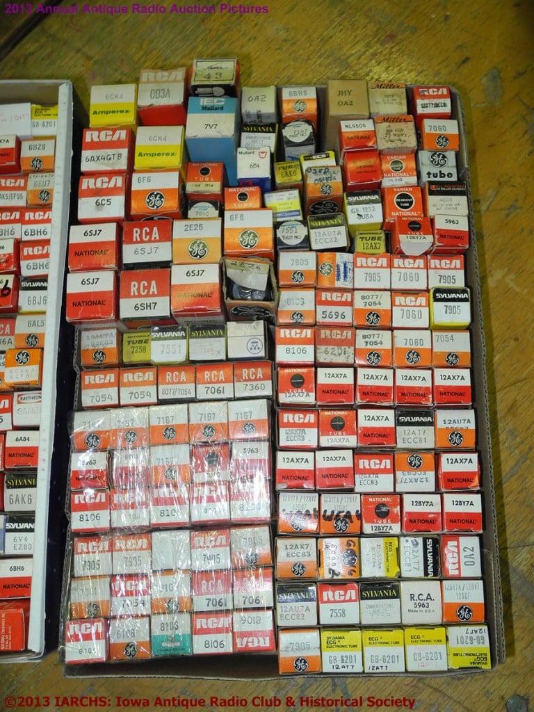 2013 IARCHS Antique Radio Auction Picture