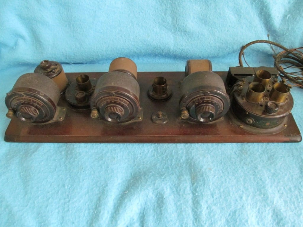 Atwater-Kent-Model-4700-Breadboard