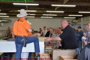 2015 IARCHS Antique Radio Auction Picture