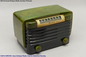 2014 IARCHS Antique Radio Auction Picture