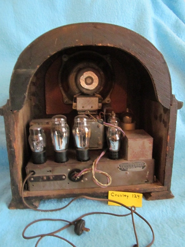 Crosley-model-124-Insides