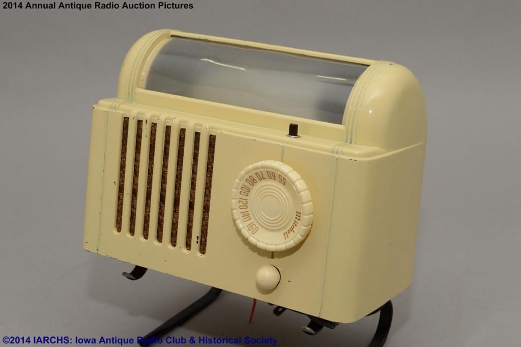 2014 IARCHS Antique Radio Auction Picture