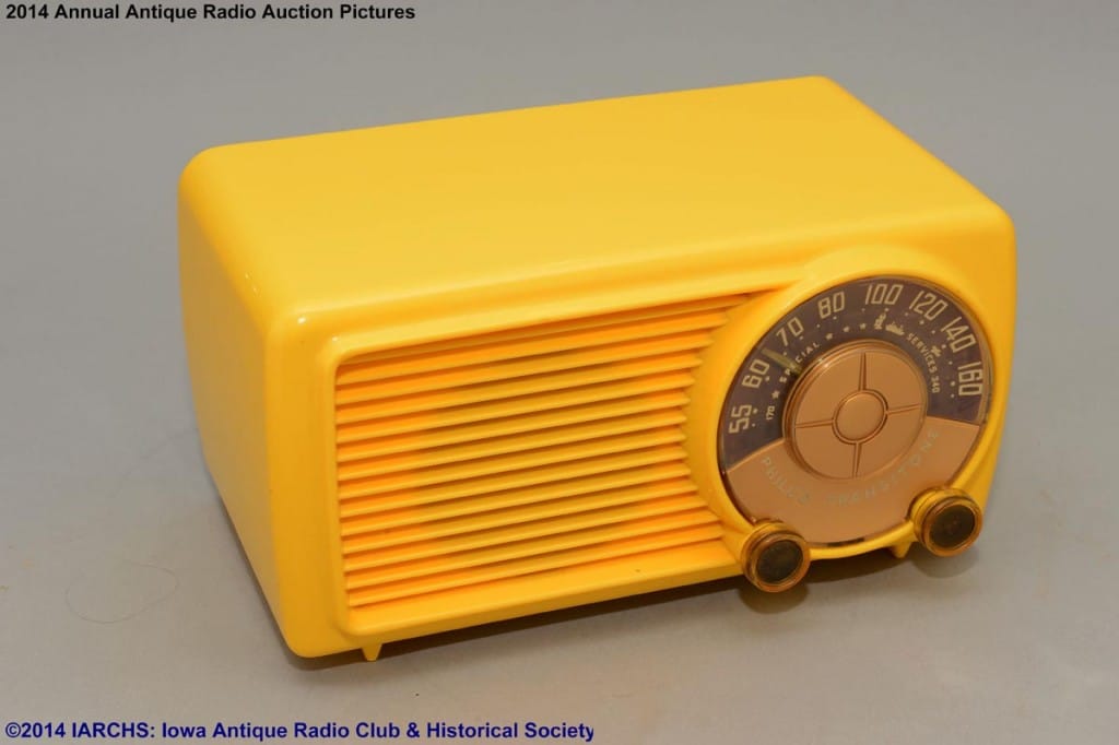 2014 IARCHS Antique Radio Auction Picture