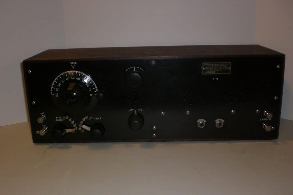 Uncommon Pennsylvania Wireless model GT-2 battery radio