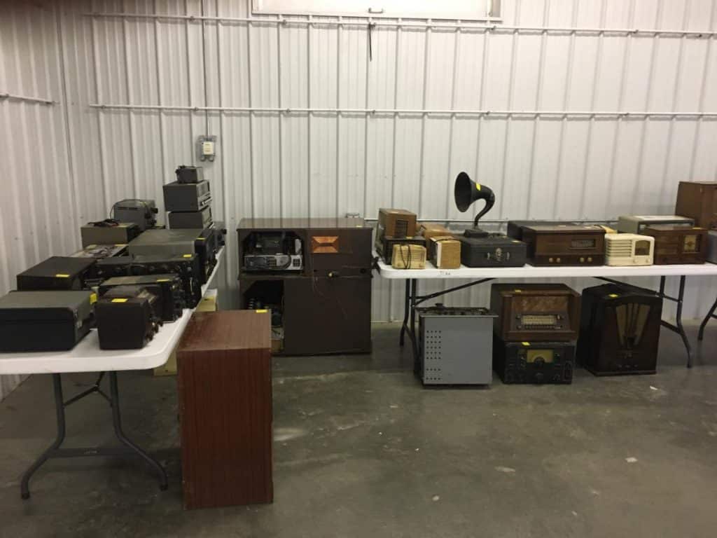 2019-IARCHS-antique-radio-auction-pic3