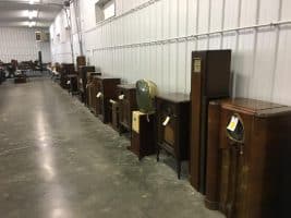 2019-IARCHS-antique-radio-auction-pic4