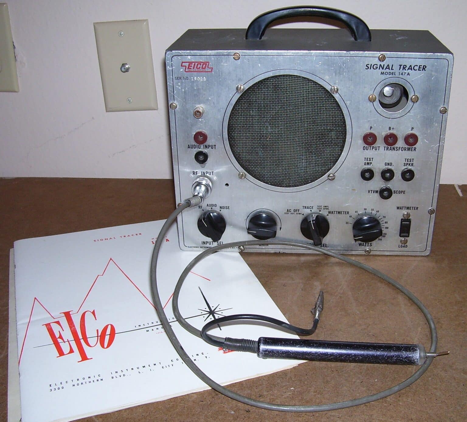 Ham Radio & Test Equipment Auction Preview Pictures IARCHS Radio