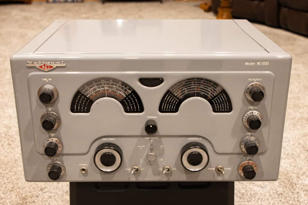 NationalNC1830Receiver IARCHS Radio Collector Club