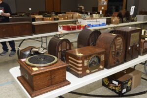 IARCHS 2023 Radio auction pics #10