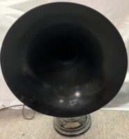 Trimm-Horn-Speaker-Front