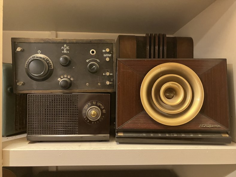 ACE type V & RCA Radio