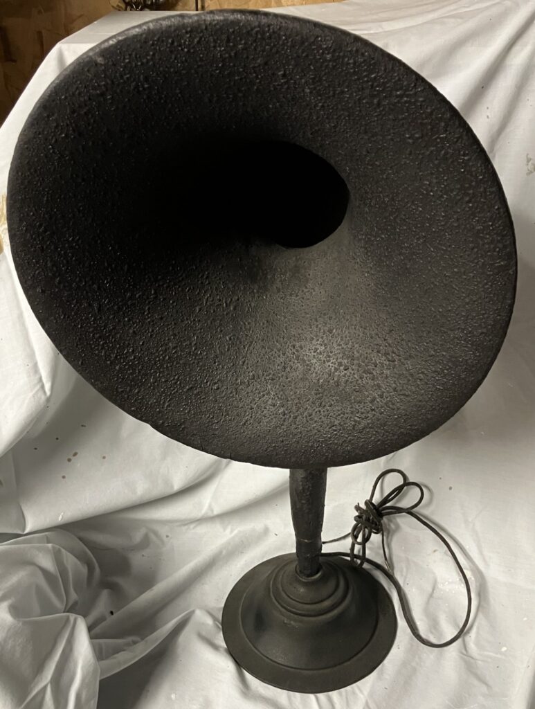 Horn_Speaker