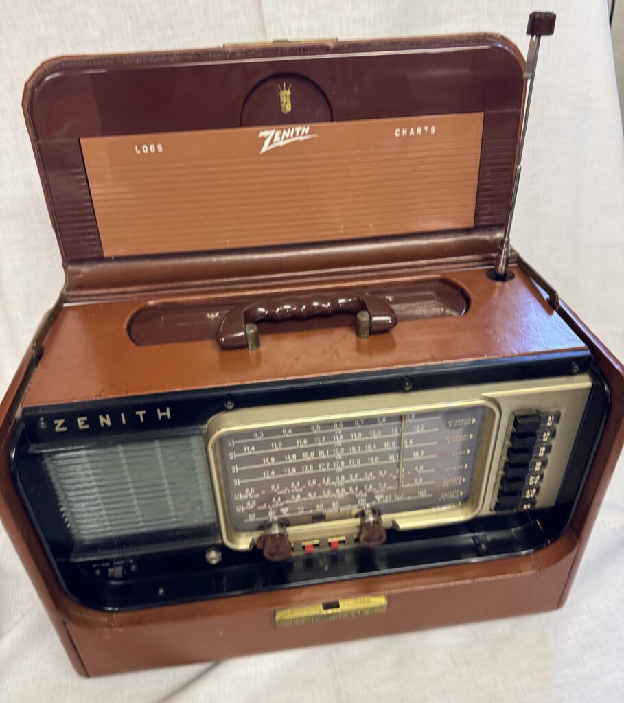 Zenith Transoceanic A600L open
