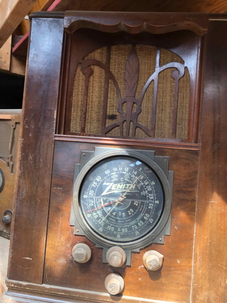 Zenith-6-V-27