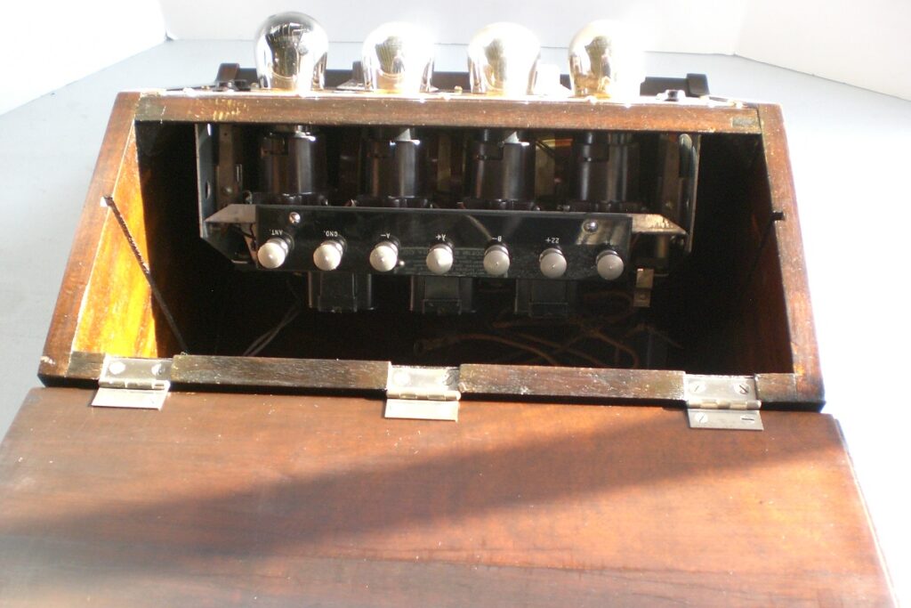 Colin B. Kennedy Model VI Inside View