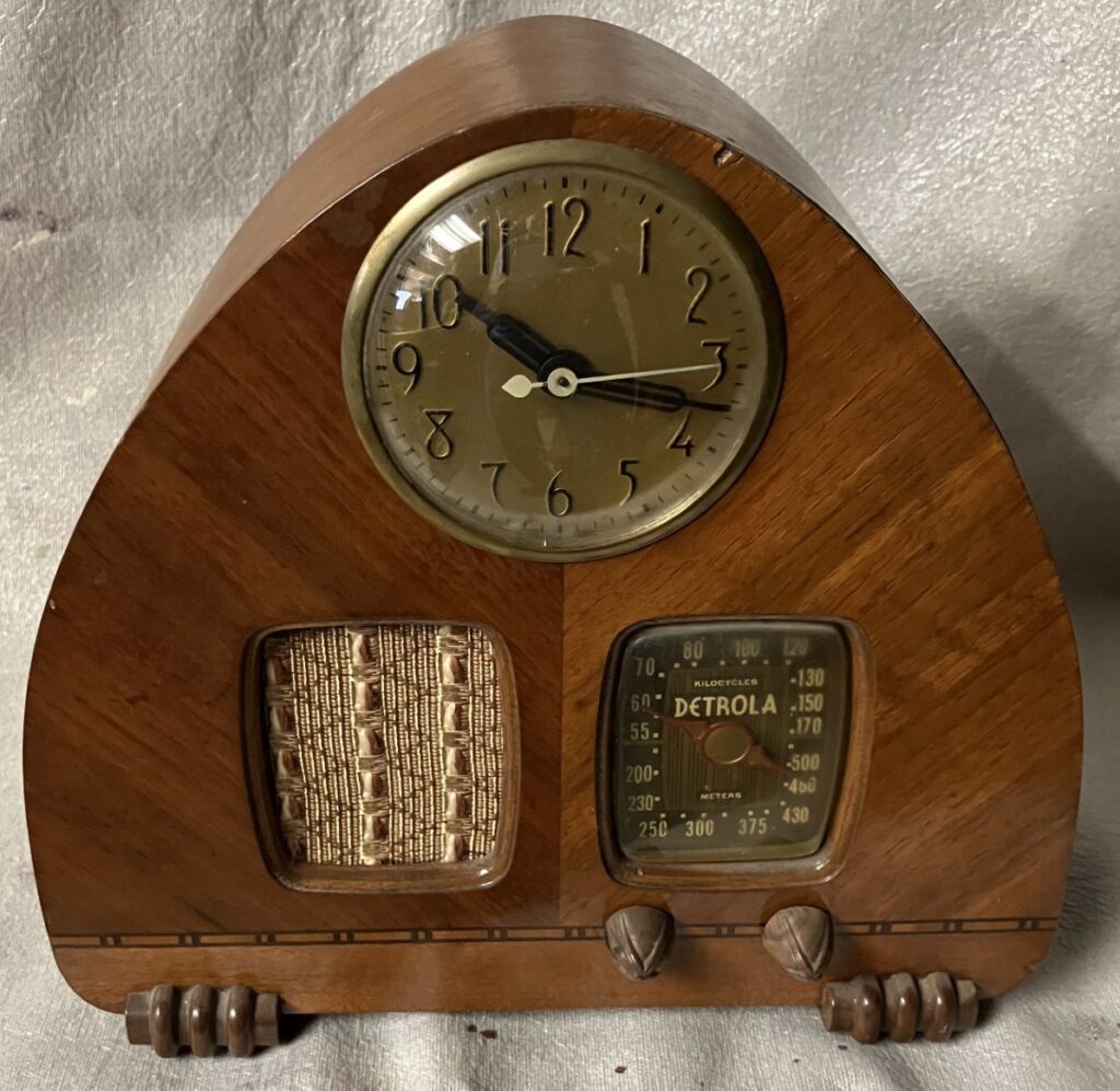 Detrola 302