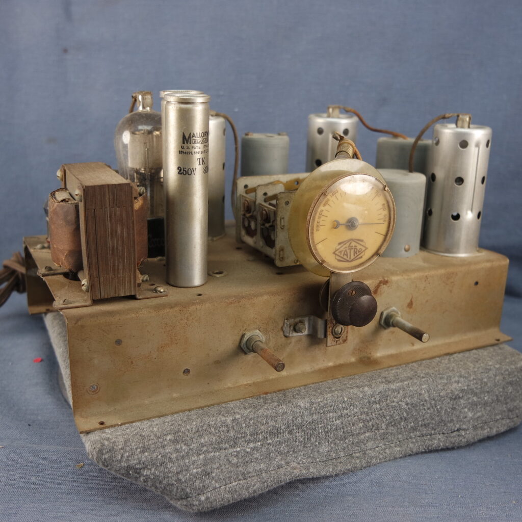 L-Tatro-IOWA-Company-Built-Radio