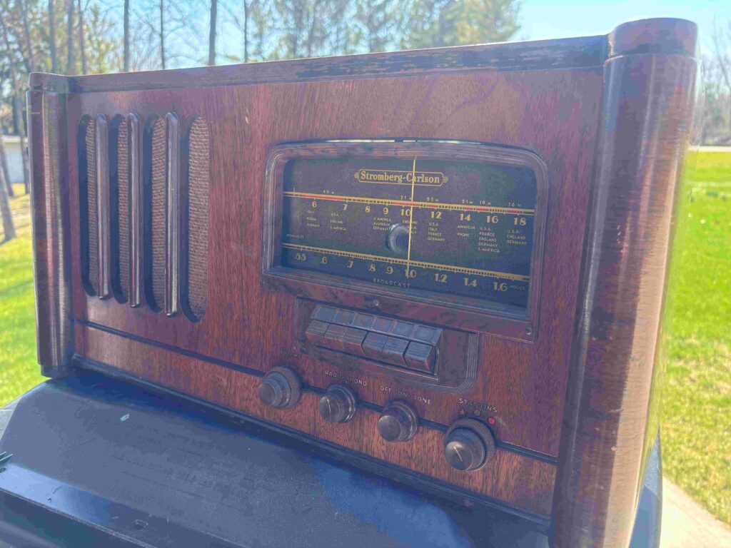 Stromberg-Carlson-420H-front