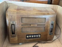 Hansen radio wooden