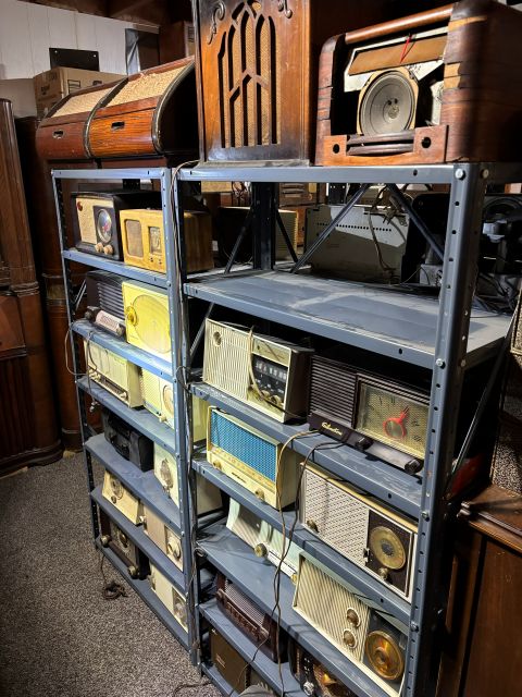 top shelf wooden radios